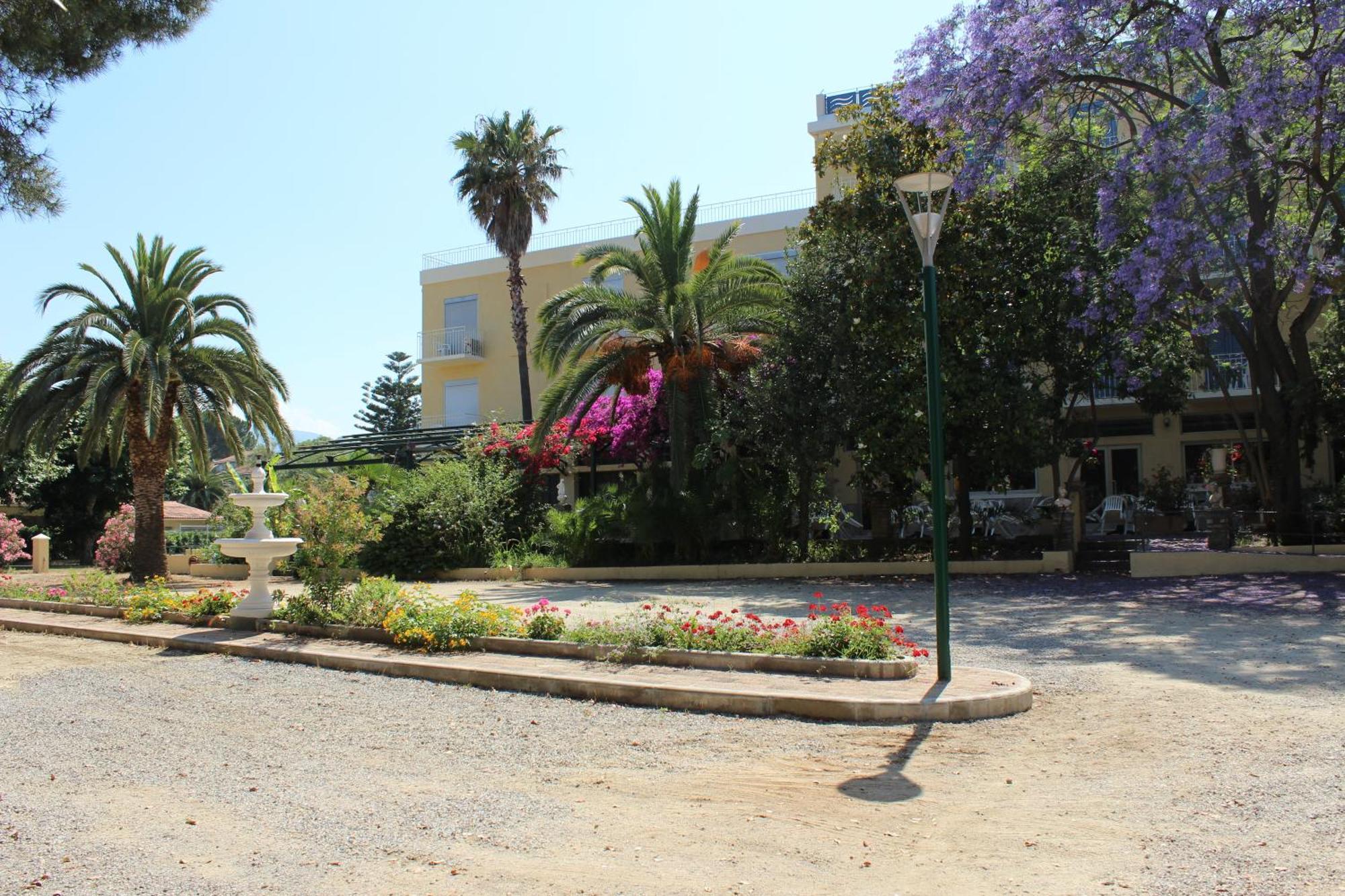 Castellu Hotel Lucciana  Luaran gambar