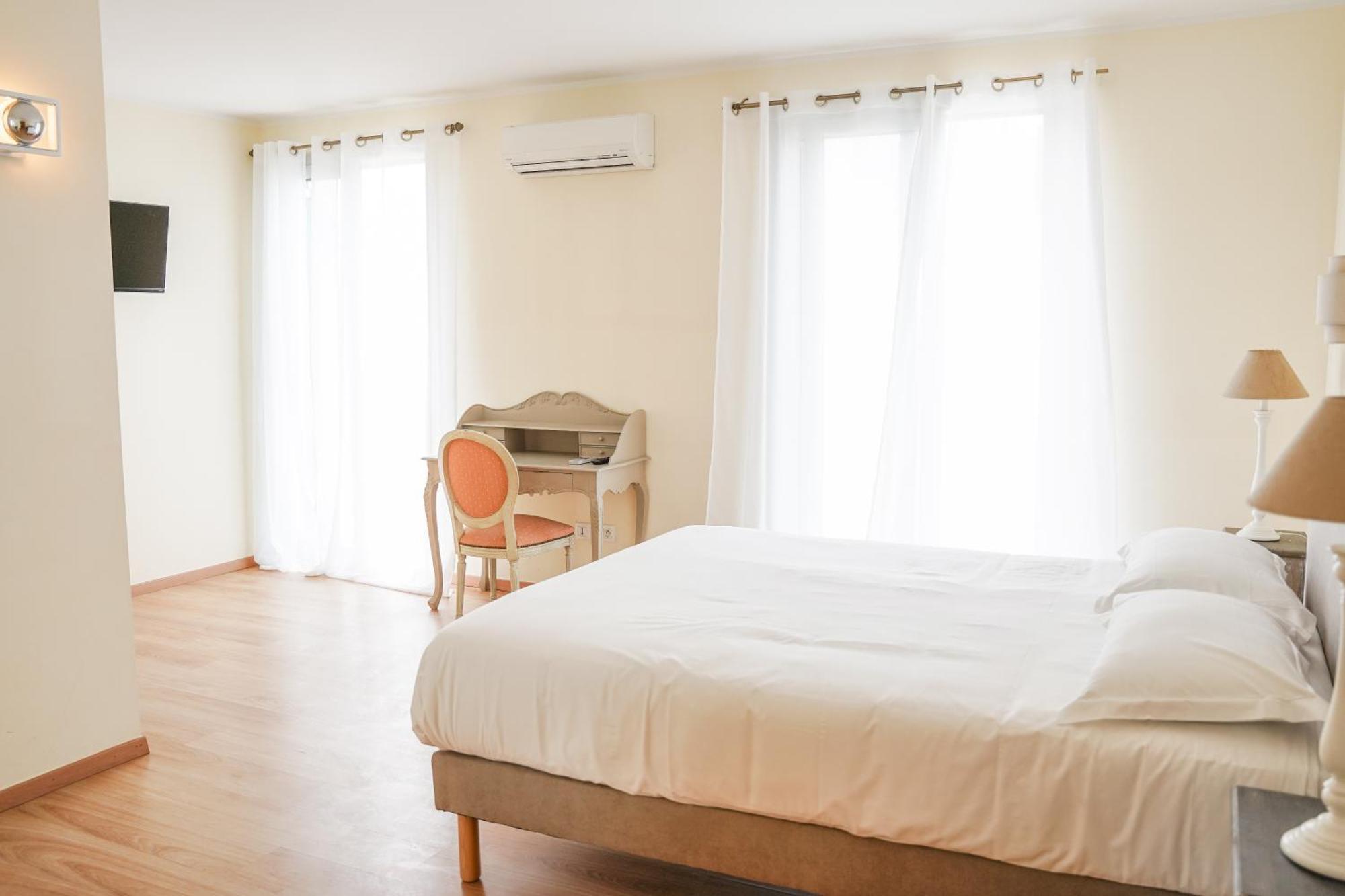 Castellu Hotel Lucciana  Luaran gambar