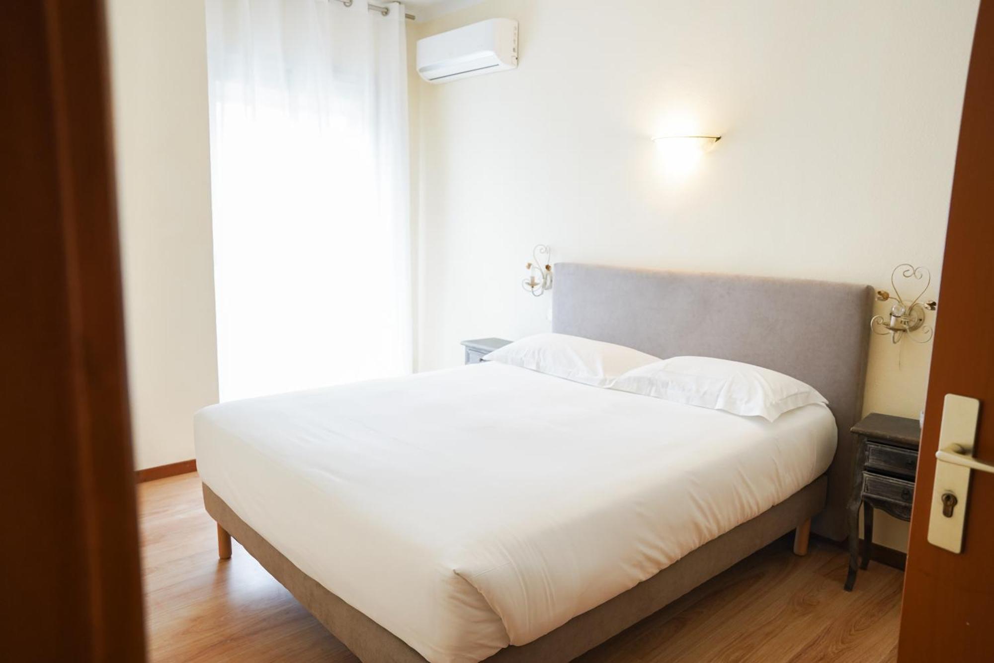 Castellu Hotel Lucciana  Luaran gambar